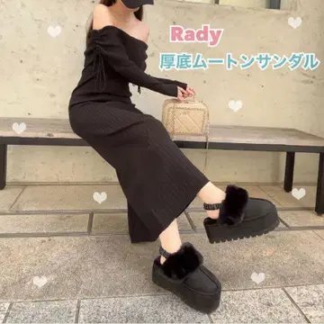Rady 통굽 무스탕 샌들 M 블랙 미사용 새상품