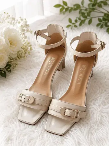 DIANA 일본제 아이보리 앵클 스트랩 샌들 23cm