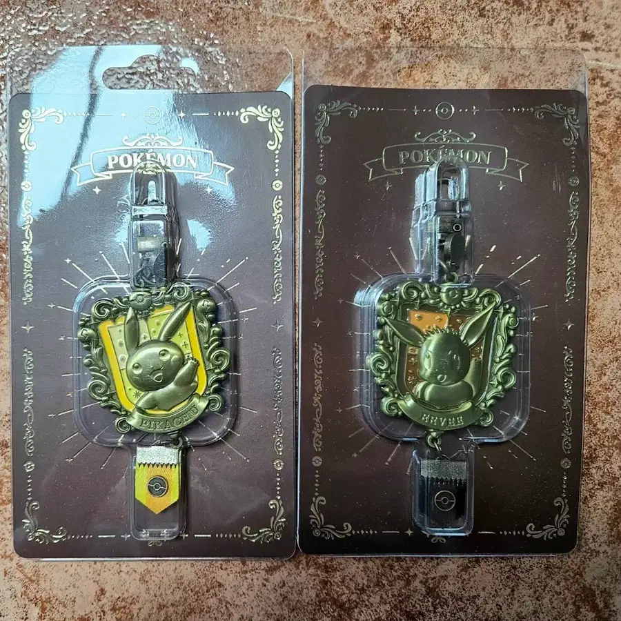 포켓몬 굿즈 피카츄 이브이 메탈 키링 ETERNAL ANTIQUE