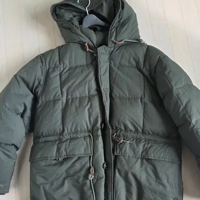 프리즘웍스 카라코람 다운 파카 다크그린 xl