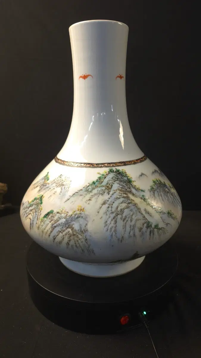 260820-3 백자 실경산수 장경병