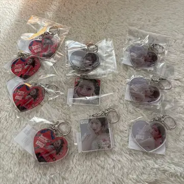 FRUITS ZIPPER 츠키아시 아마네 아크릴 키링 8종 세트