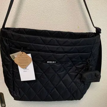 AIGLE 퀼팅 숄더백 블랙