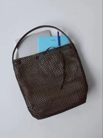 [ 새상품 ] Soft Mesh Bucket Bag ( 금일 한정 판매! )