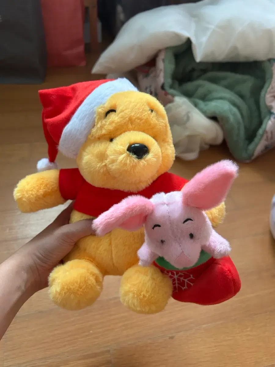 곰돌이 푸 피글렛 인형 크리스마스 에디션 됴쿄 디즈니