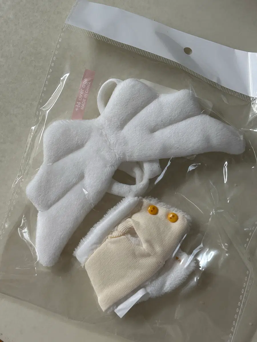 아이돌룩) 인형 옷 판매(날개, 조끼 일괄)