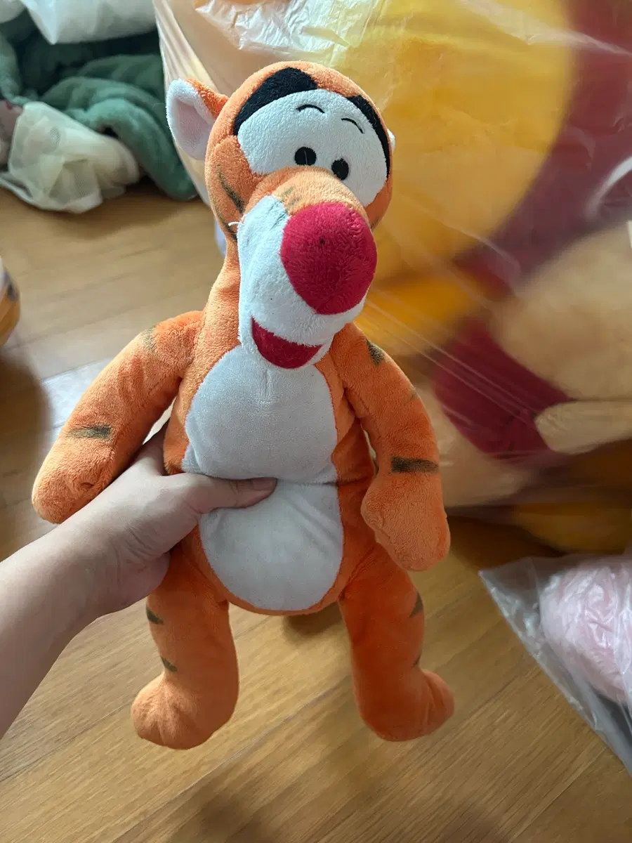 곰돌이푸 티거 인형