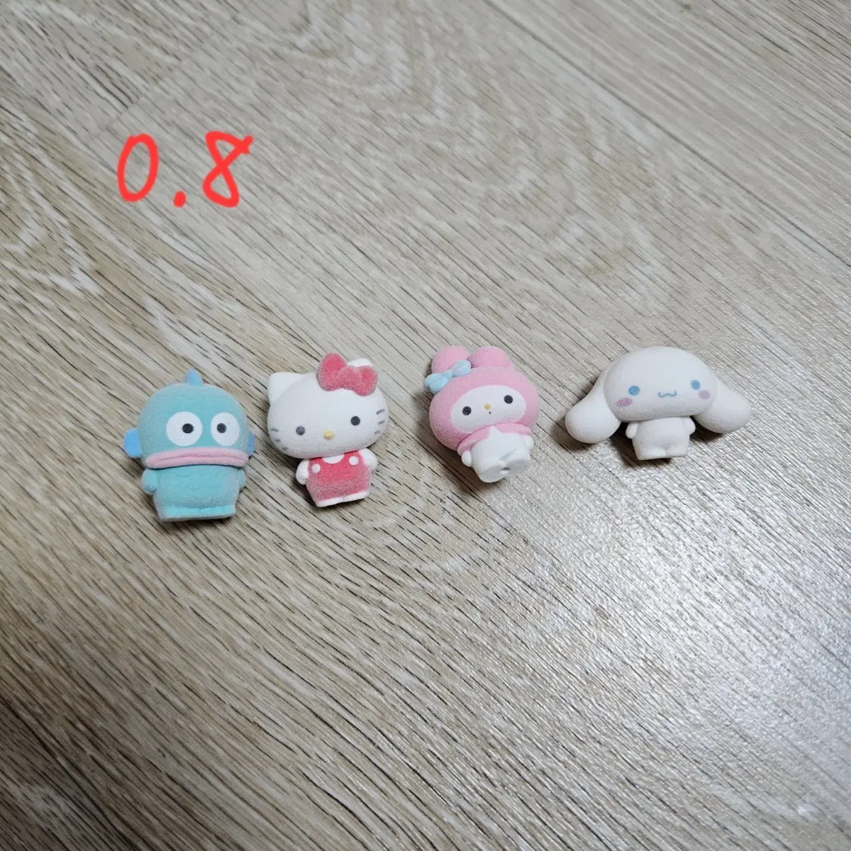 산리오 캐릭터즈 폭신폭신 플로키 인형 가챠 판매해요!