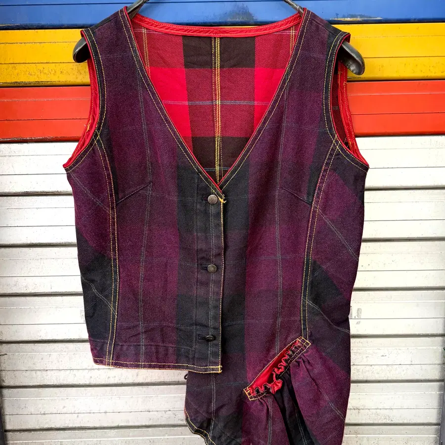 Trunk Hiroko Koshino Vest