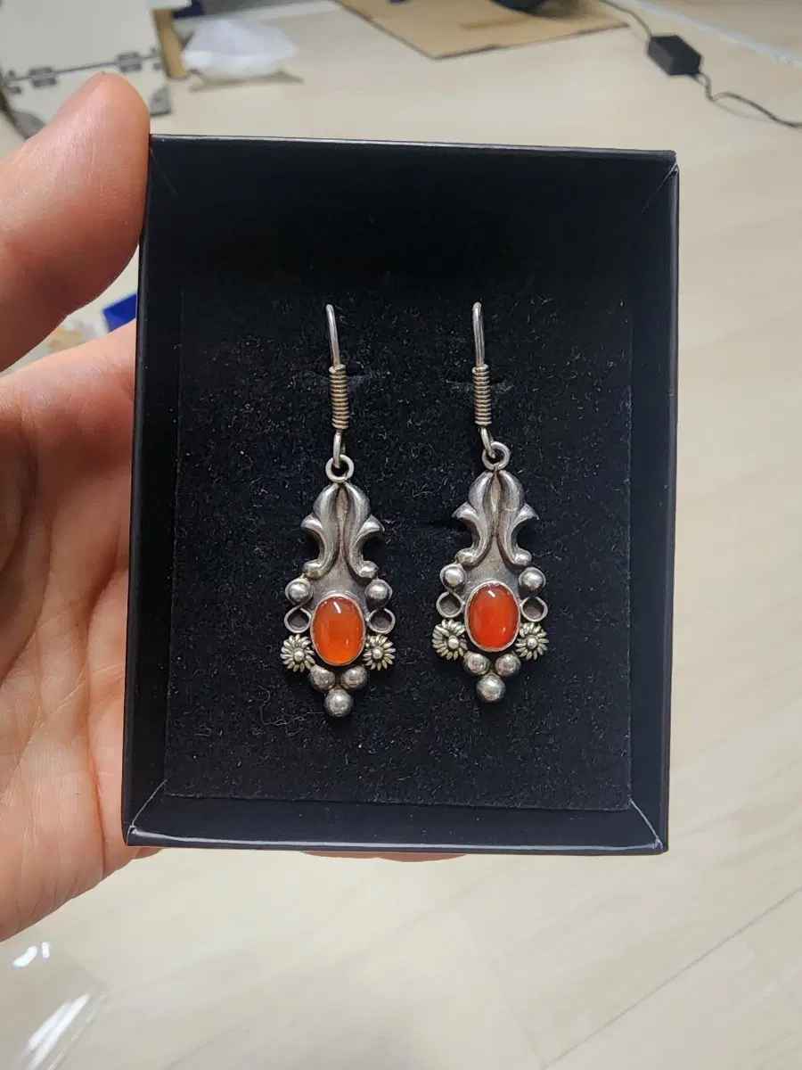 카넬리안(Carnelian, 커넬리언/홍옥수) 원석 수공예 은귀걸이