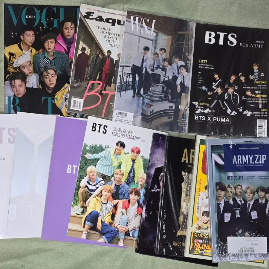 방탄 BTS 한국 일본 아미집 ARMY.ZIP 매거진 잡지 12권 키링 볼펜 일괄