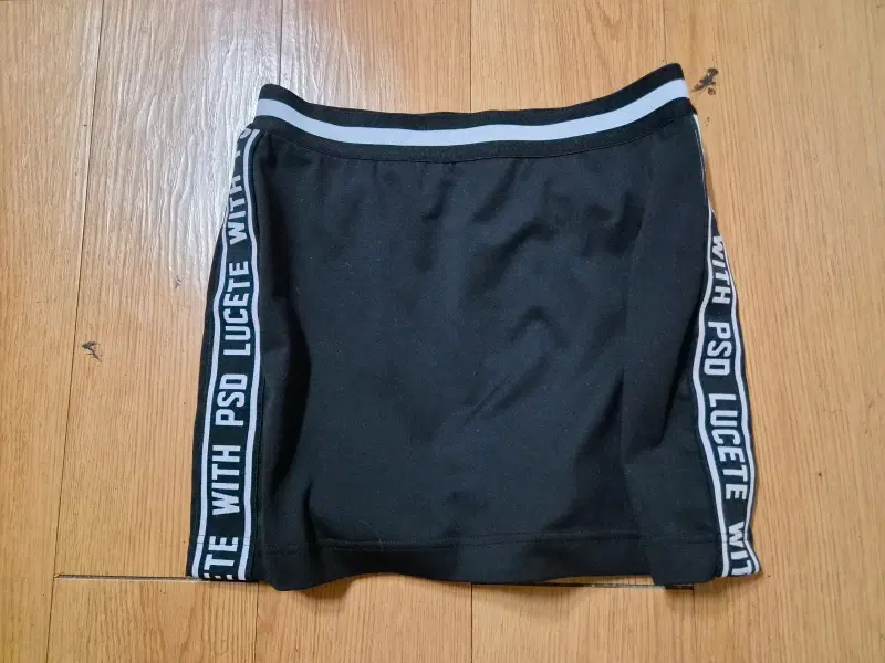 파사디/골프치마/골프스커트/정품/상태A/스판