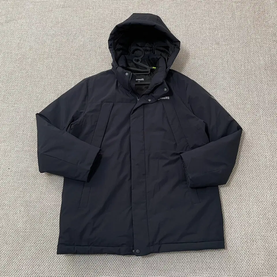 XL 이젠벅 네파 패딩 자켓 24SS B.5706