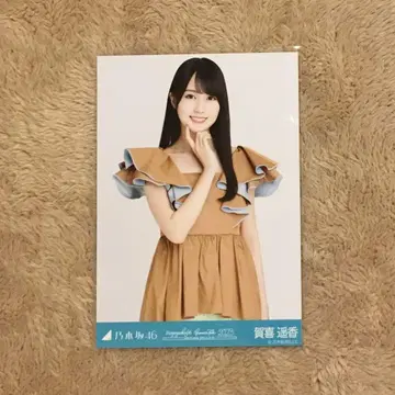 노기자카46 카키 하루카 에메랄드 x 브라운 코디 in 오키나와 브로마이드 츄