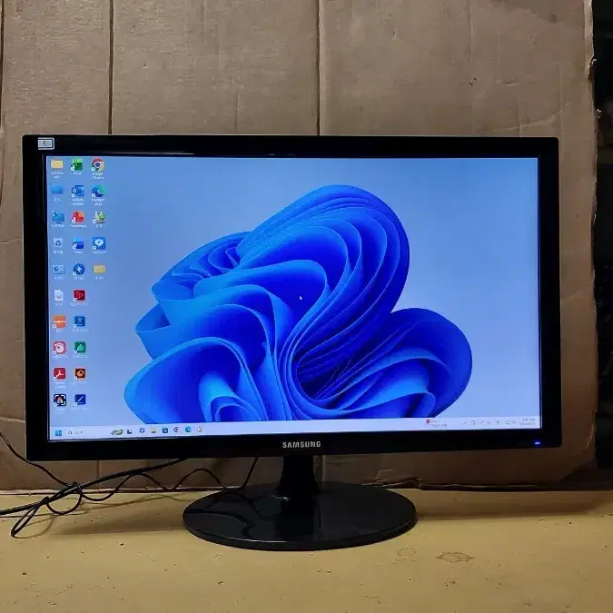 (8) 삼성 24인치 컴퓨터 LED 모니터 HDMI 지원 (동일사이즈 10대 보유중