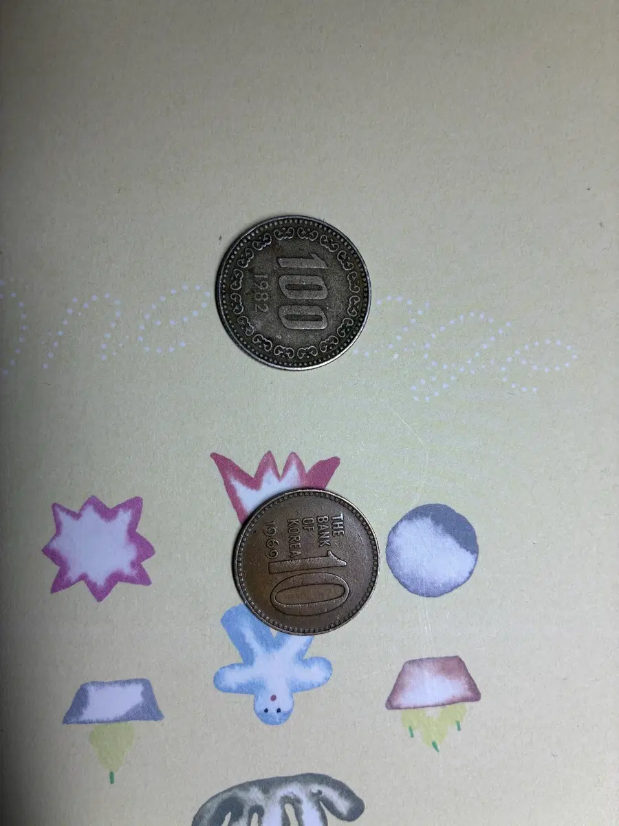 희귀동전 판매해요! 1982년 무광100원, 1969년 10원