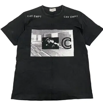 [ C.E ] C.E 반팔 티셔츠 블랙 로고 프린트 M 사이즈