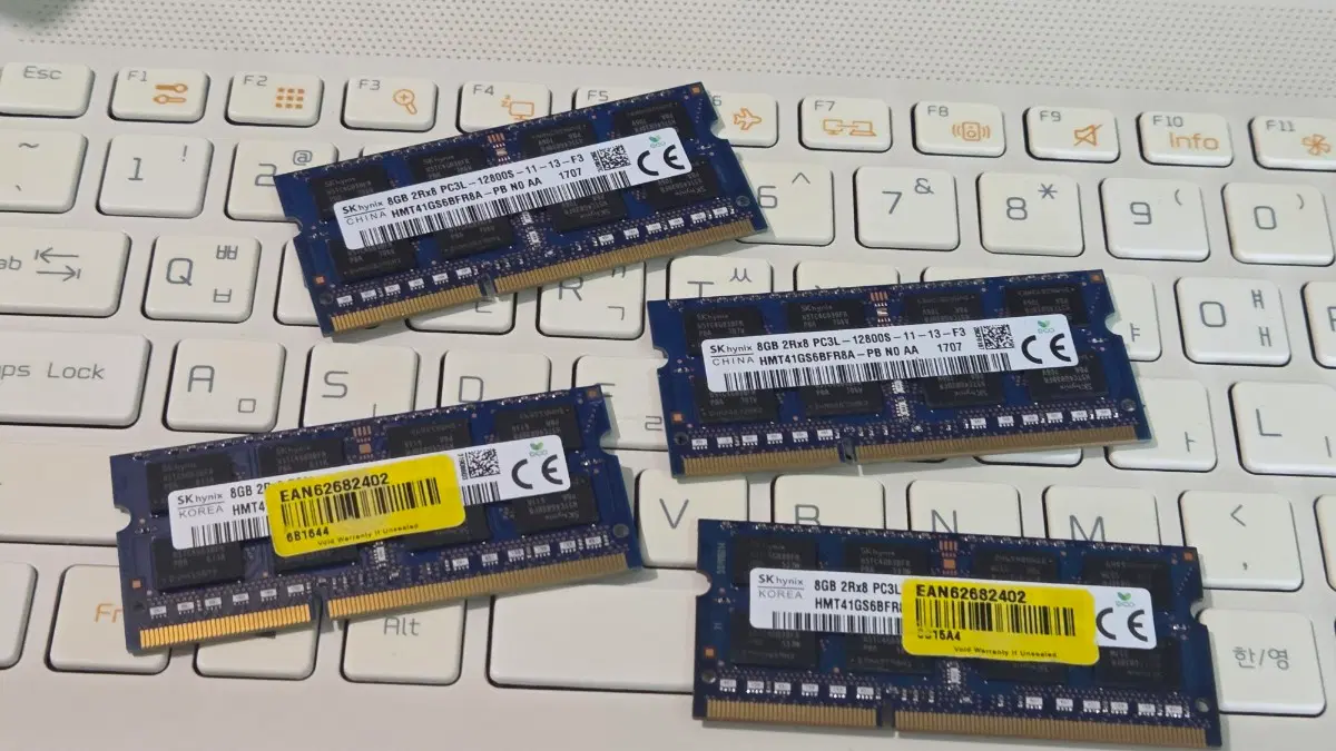 허이닉스  노트북용 8g 메모리  ddr3L 저전력. 팝니다