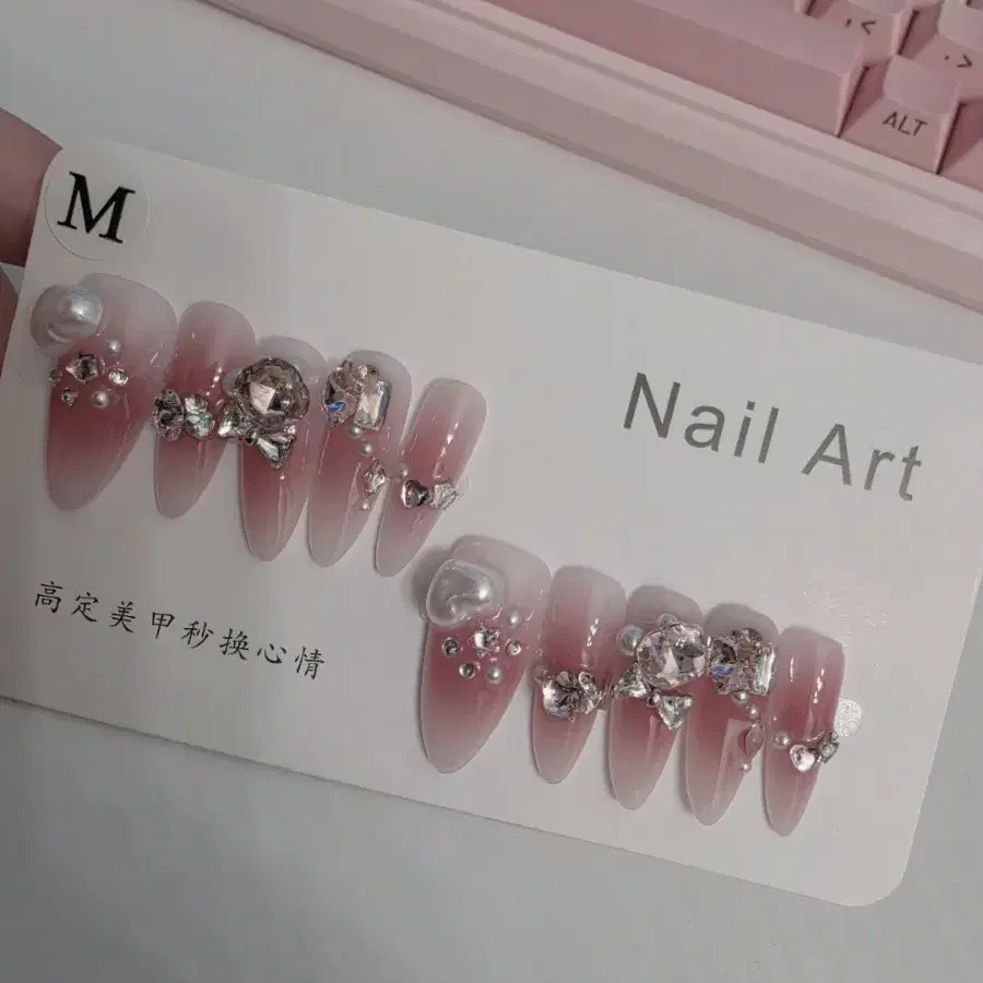 치크 네일팁 [M]
