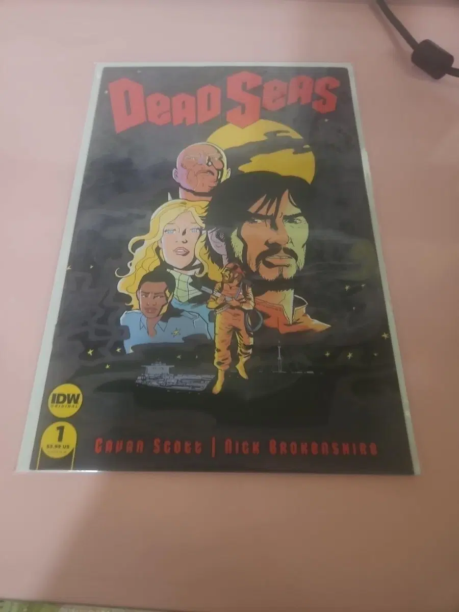 D / 2022 / Dead Seas #1