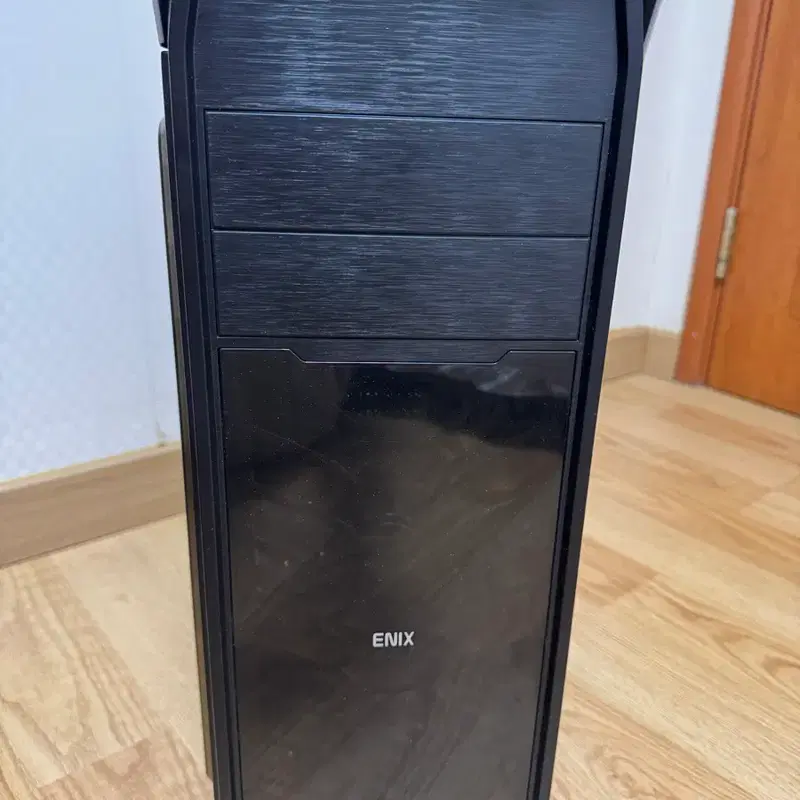 ENIX 데스크탑 컴퓨터 본체