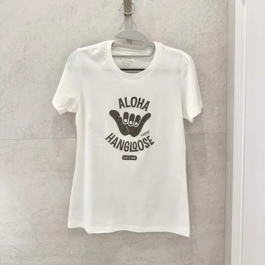 하와이 해피 할레이바 Happy Haleiwa 행 루즈 알로하 티셔츠