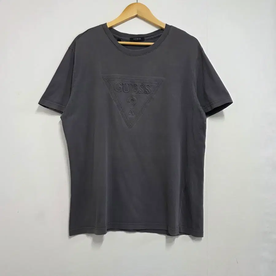 XXL 105) 게스 워시드 반팔티 그레이