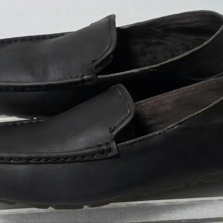 어그 UGG 방한화 가죽 로퍼 단화 남성용 275