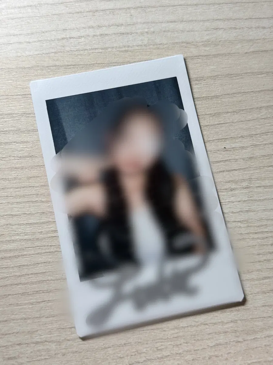 키스오브라이프 쥴리 싸인폴라 사인폴라 양도 키오프