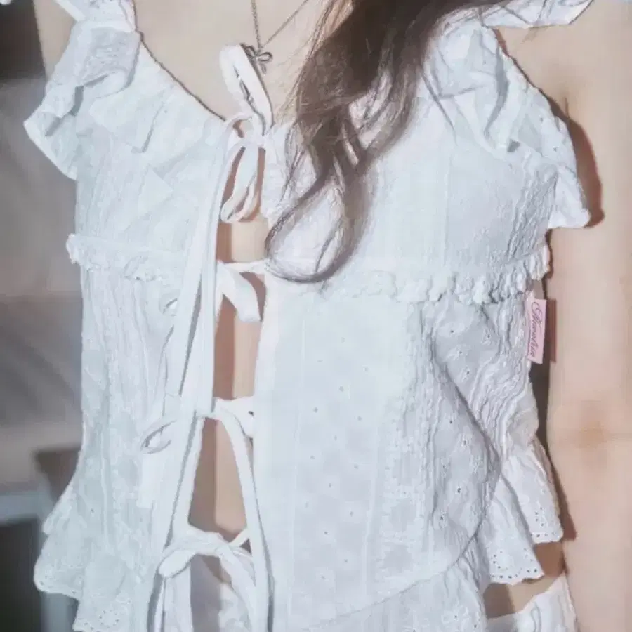 뉴얼린 엔젤 레이스 블라우스 M