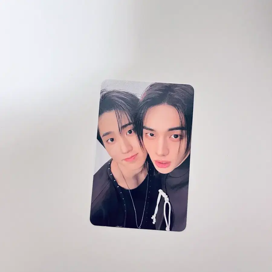 스트레이키즈 런잇 체크셔츠 유닛 포카 현진 한 엠디