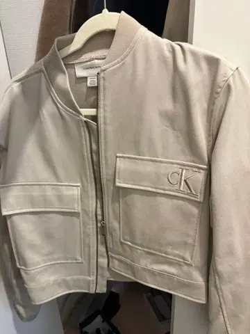 미사용 Calvin Klein Jeans 봄버 자켓 베이지 XS