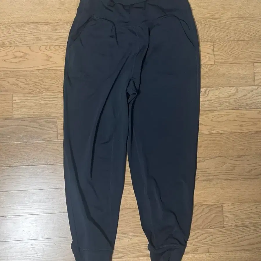 8 / 안다르 andar 에어무스 조거핏 레깅스 딥나이트 컬러