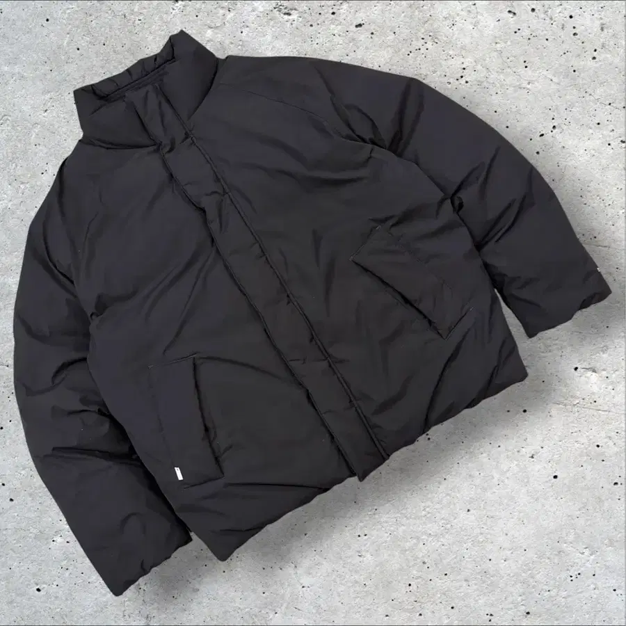 [M] 디스이즈네버댓 BLOUSON 다운 블랙 패딩 E869