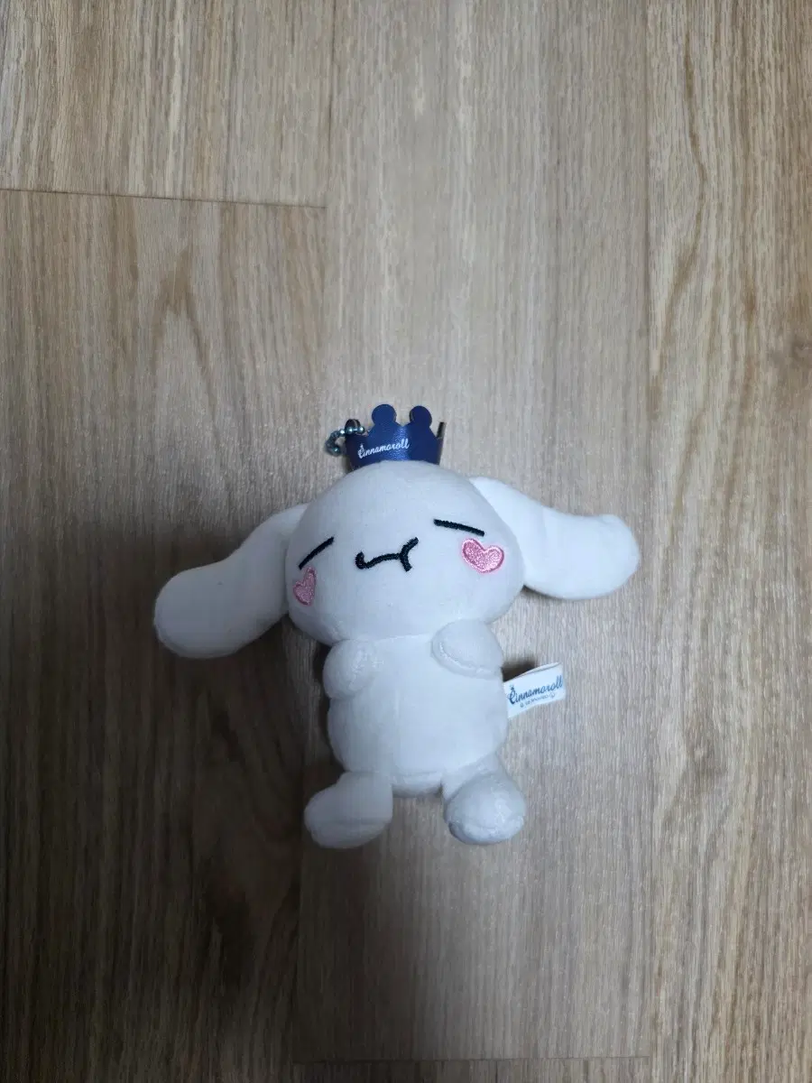 시나모롤 카페 마스코트 인형