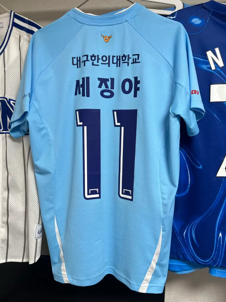 2025 대구FC 홈 유니폼 L 100 세징야 마킹 / 골스튜디오 팝니다.