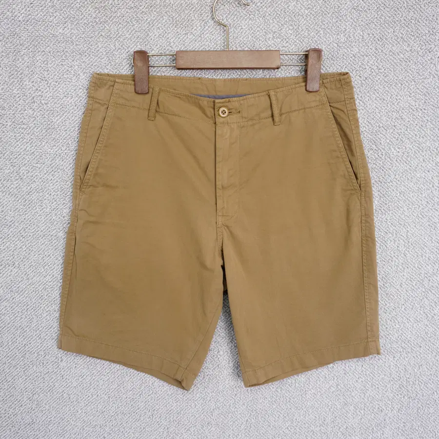 유니클로 Uniqlo 남성 코튼 치노 반바지 32size