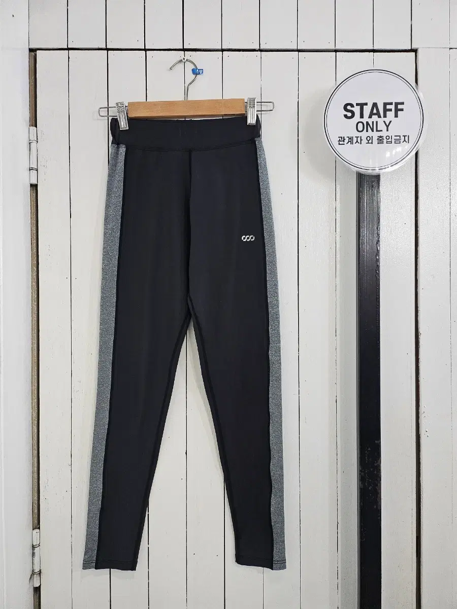 SUM&FIT 여성 레깅스 free 스판 배색레깅스 운동복 헬스복