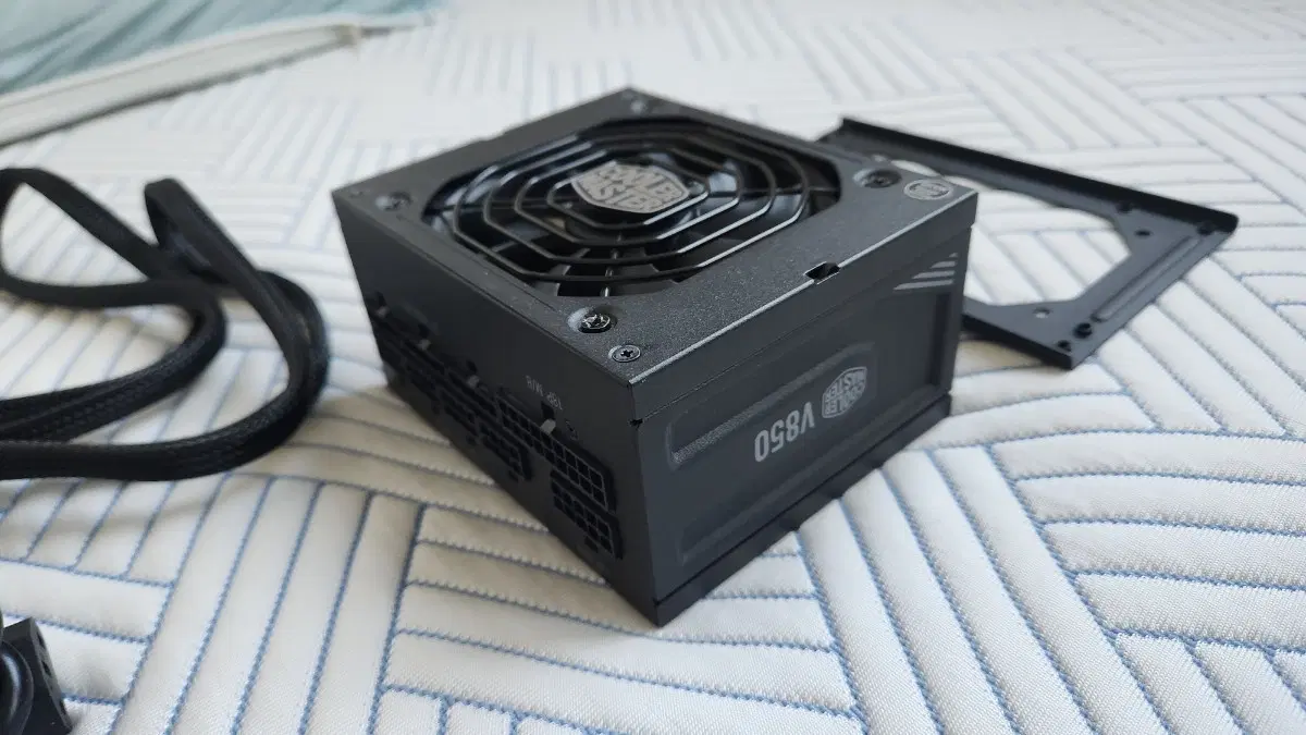 쿨러마스터 V850 파워서플라이