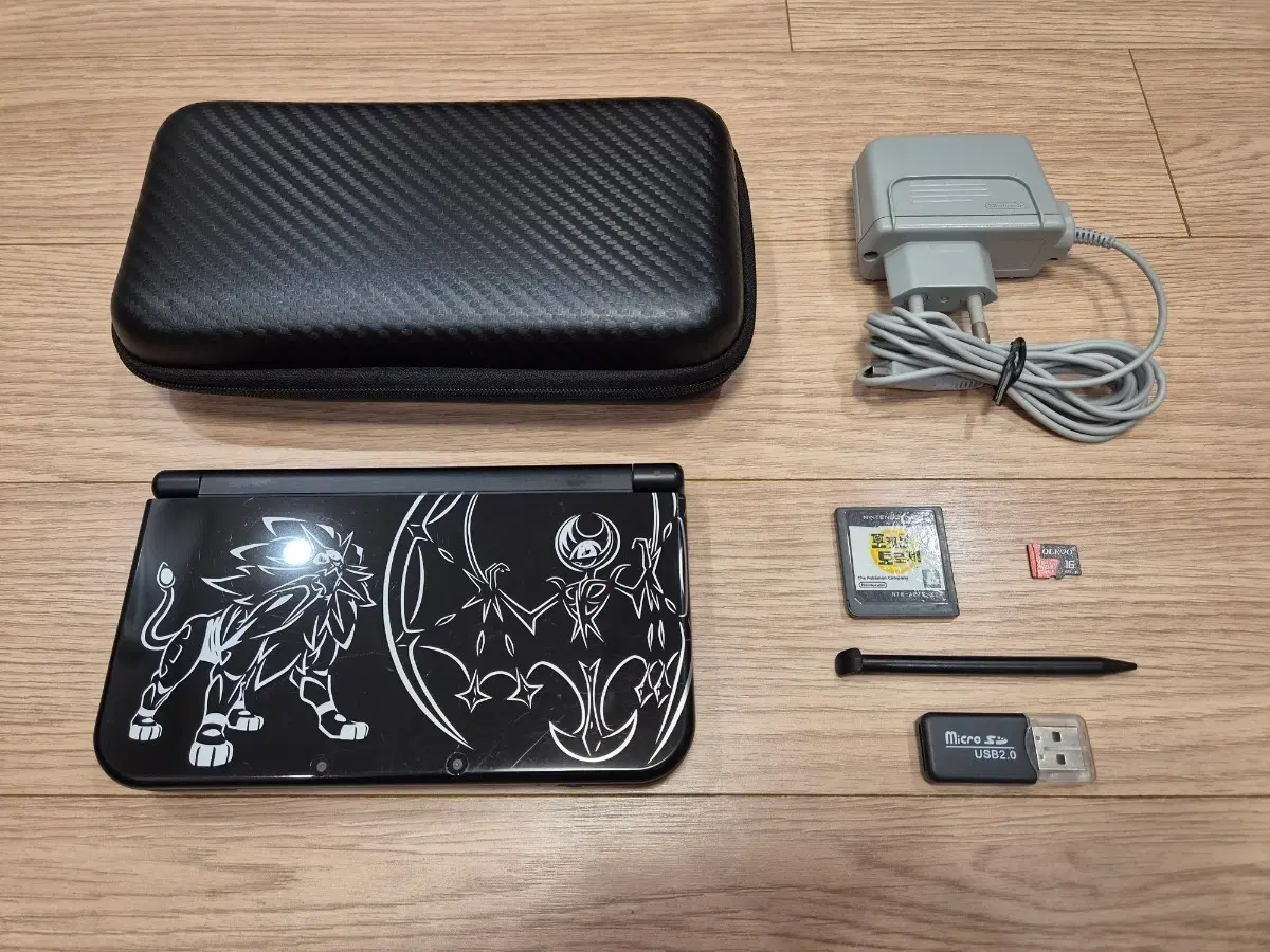 닌텐도3DSXL 썬문에디션 + 게임