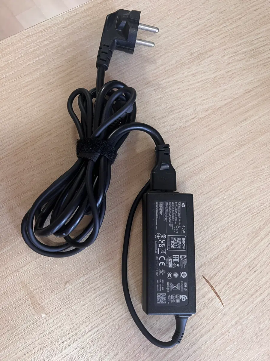 HP 노트북 어댑터 45W 판매해요