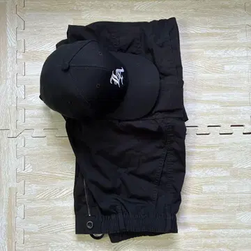블랙 카고 팬츠 캡 세트