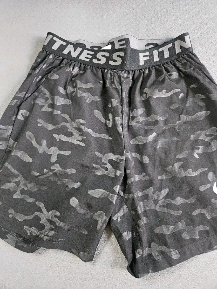 카모플라쥬 패턴 트레이닝 헬스 반바지