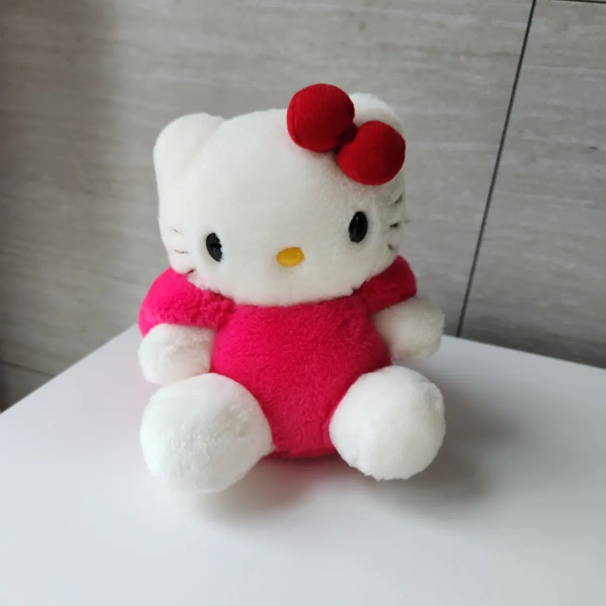 고전 키티 인형