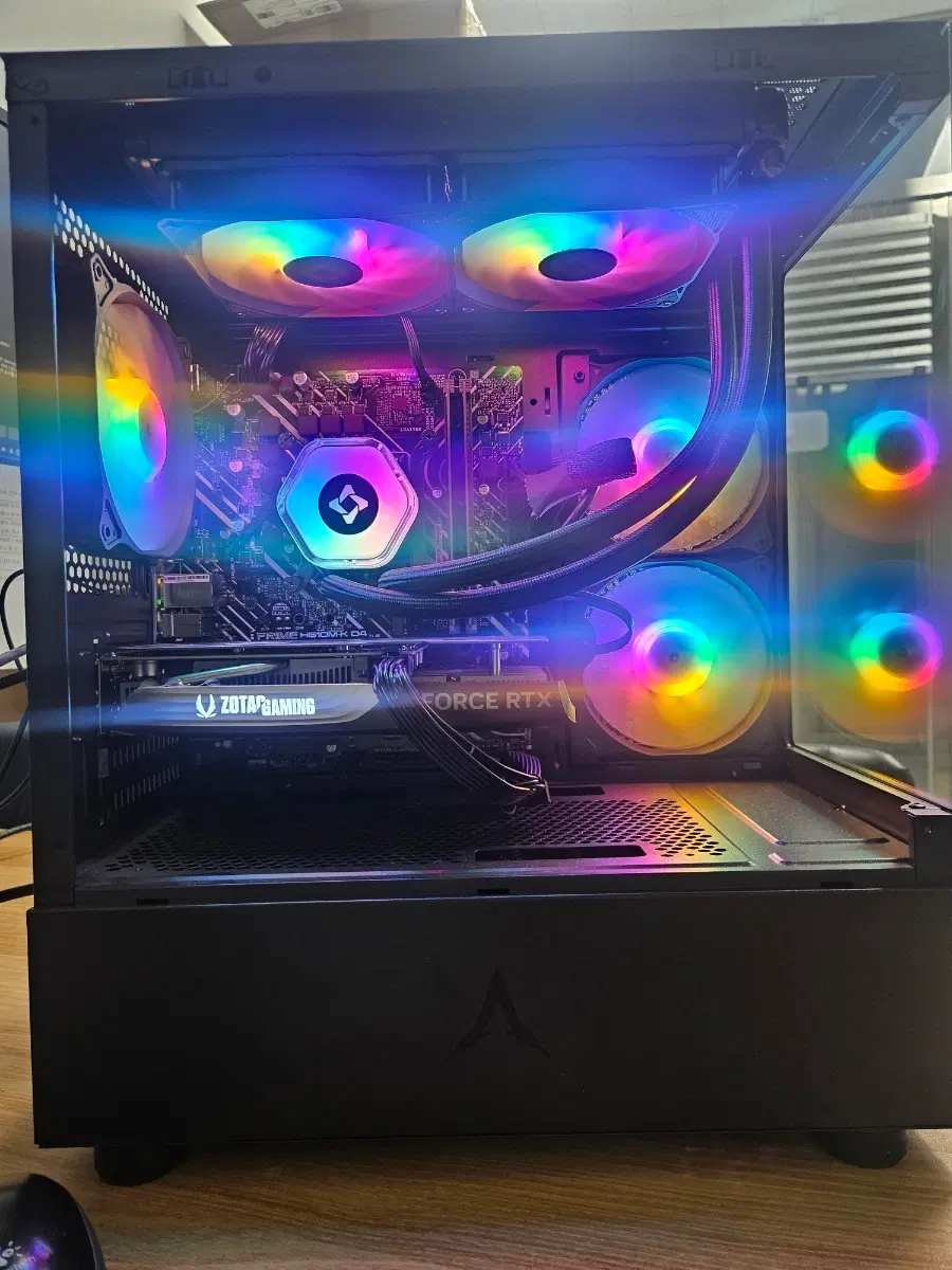 i5 13400 RTX 4060 데스크탑 팝니다