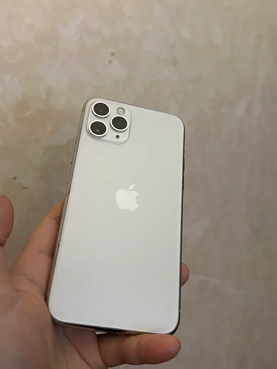아이폰 11 Pro 256GB 네고가능