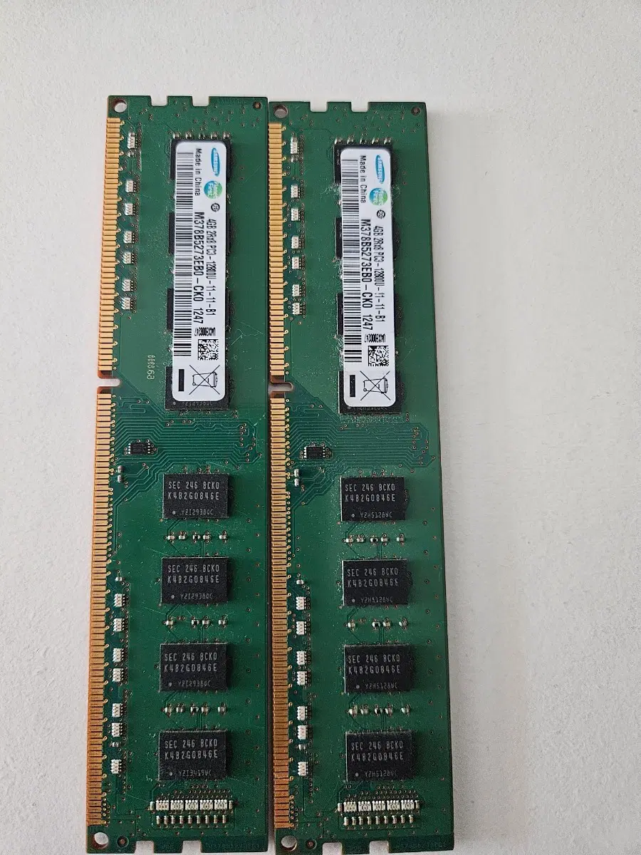 삼성전자 RAM 4GB PC3-12800U 2개