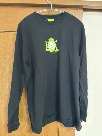 HUF 롱티 L 사이즈