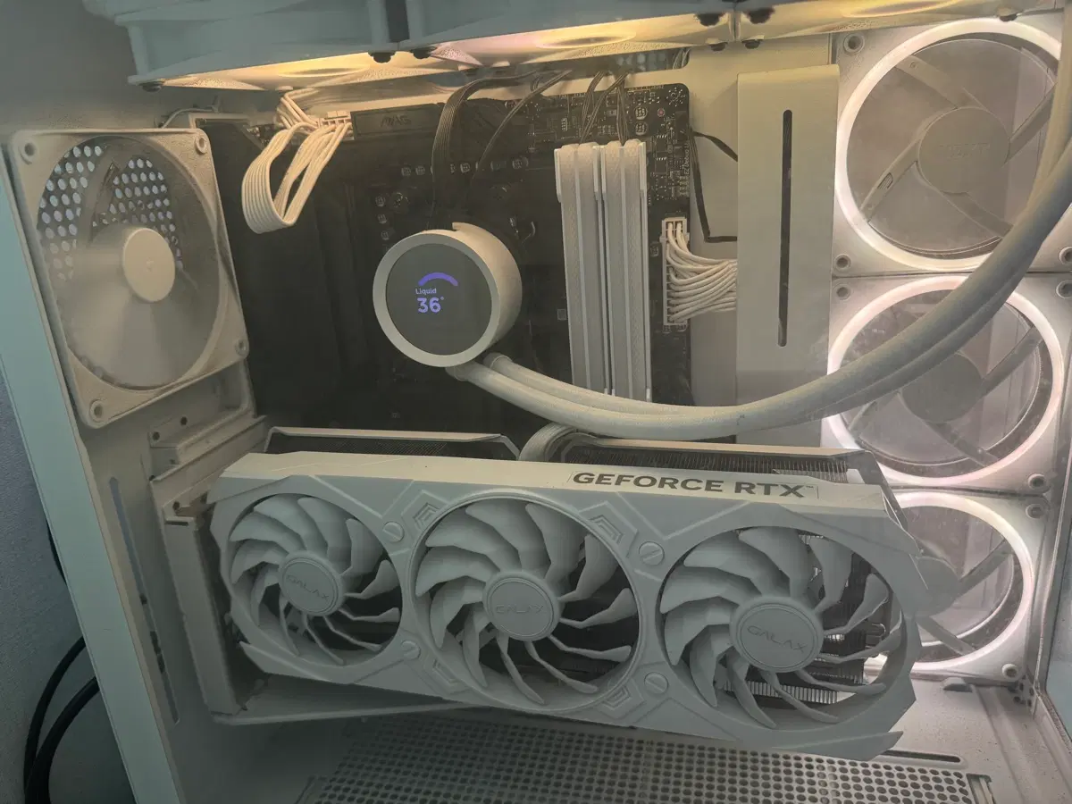 amd 7800x3d / 4070ti 완본체 팝니다