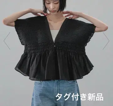 LOWRYSFARM 요우류 셔링 숏 프렌치 슬리브